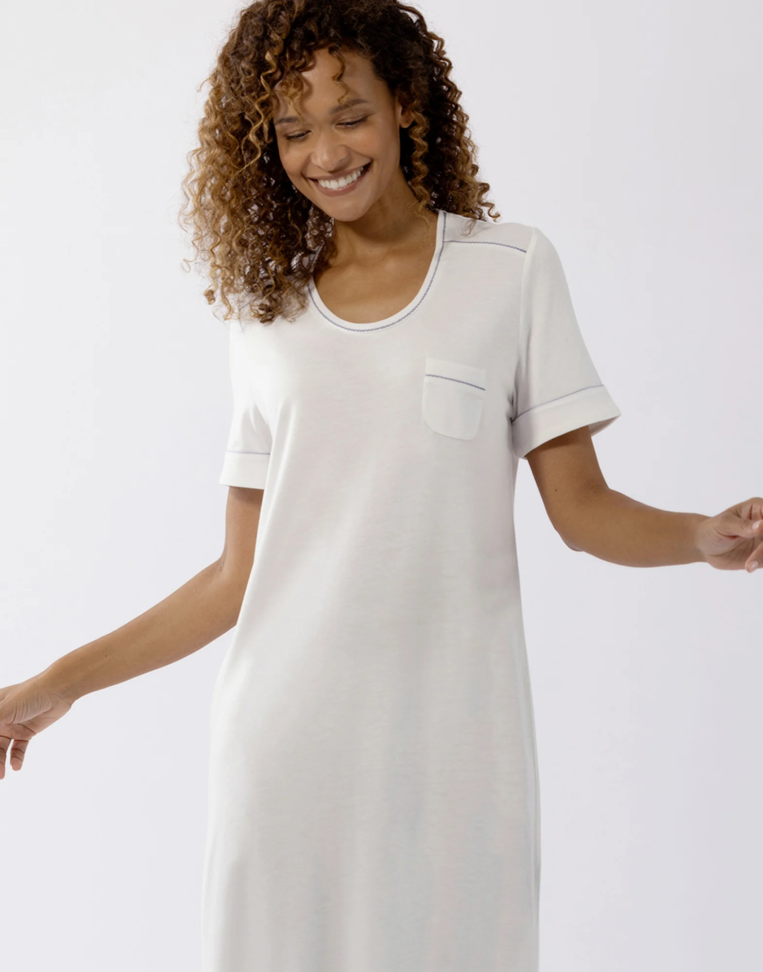 INTEMP A11 - Chemise de nuit manches courtes en coton modal | Blanc