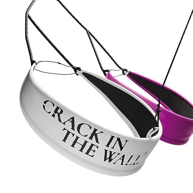 CRACK IN THE WALL - SILENT 1.0