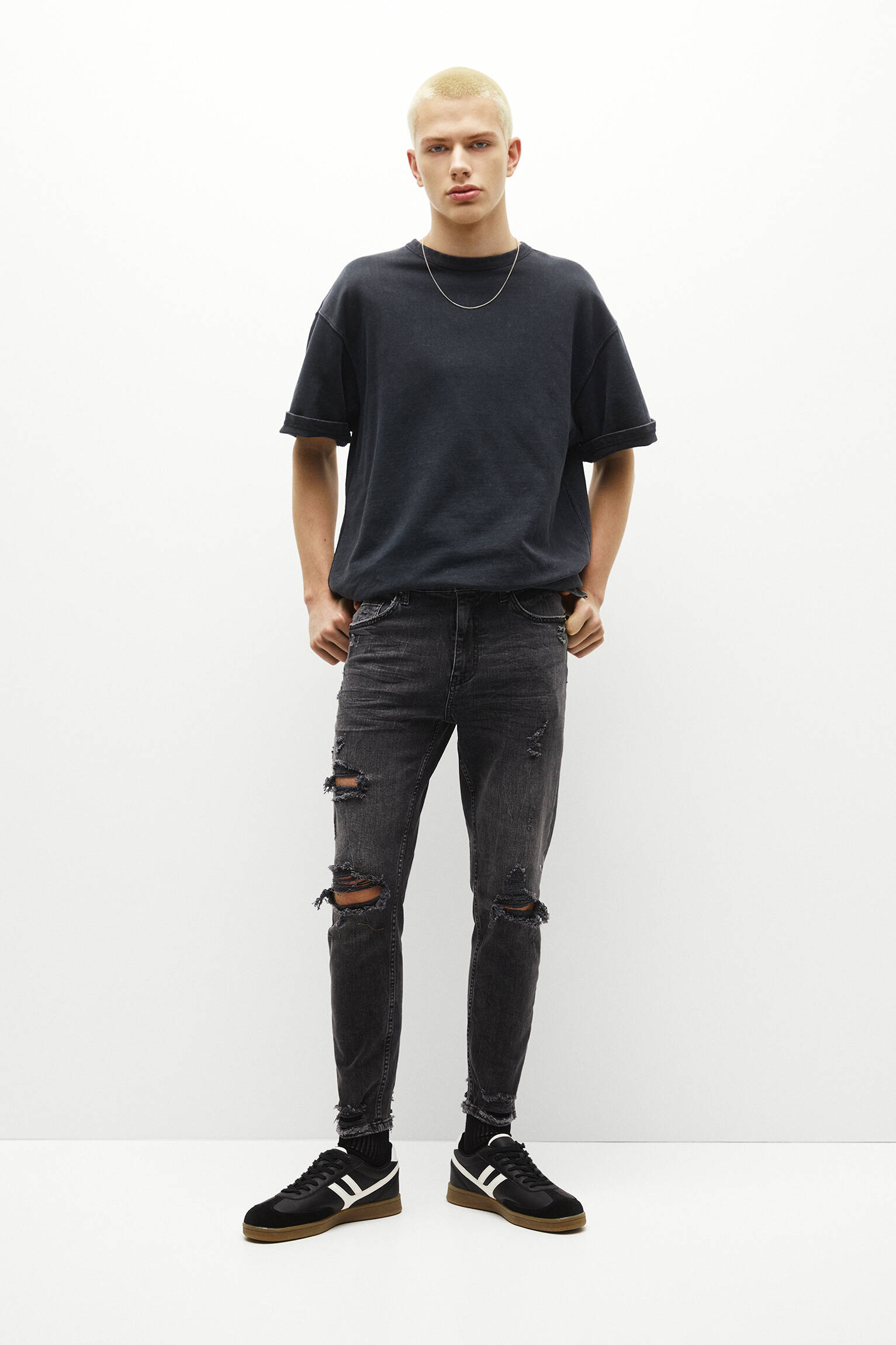 Calça jeans skinny rasgada - NEG-DELAV