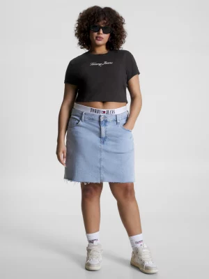 Camiseta cropped com logo essencial da Curve