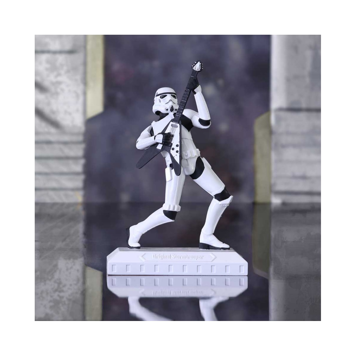 Nemesis Now Star Wars actionfigur (Stormtrooper Rock on!)