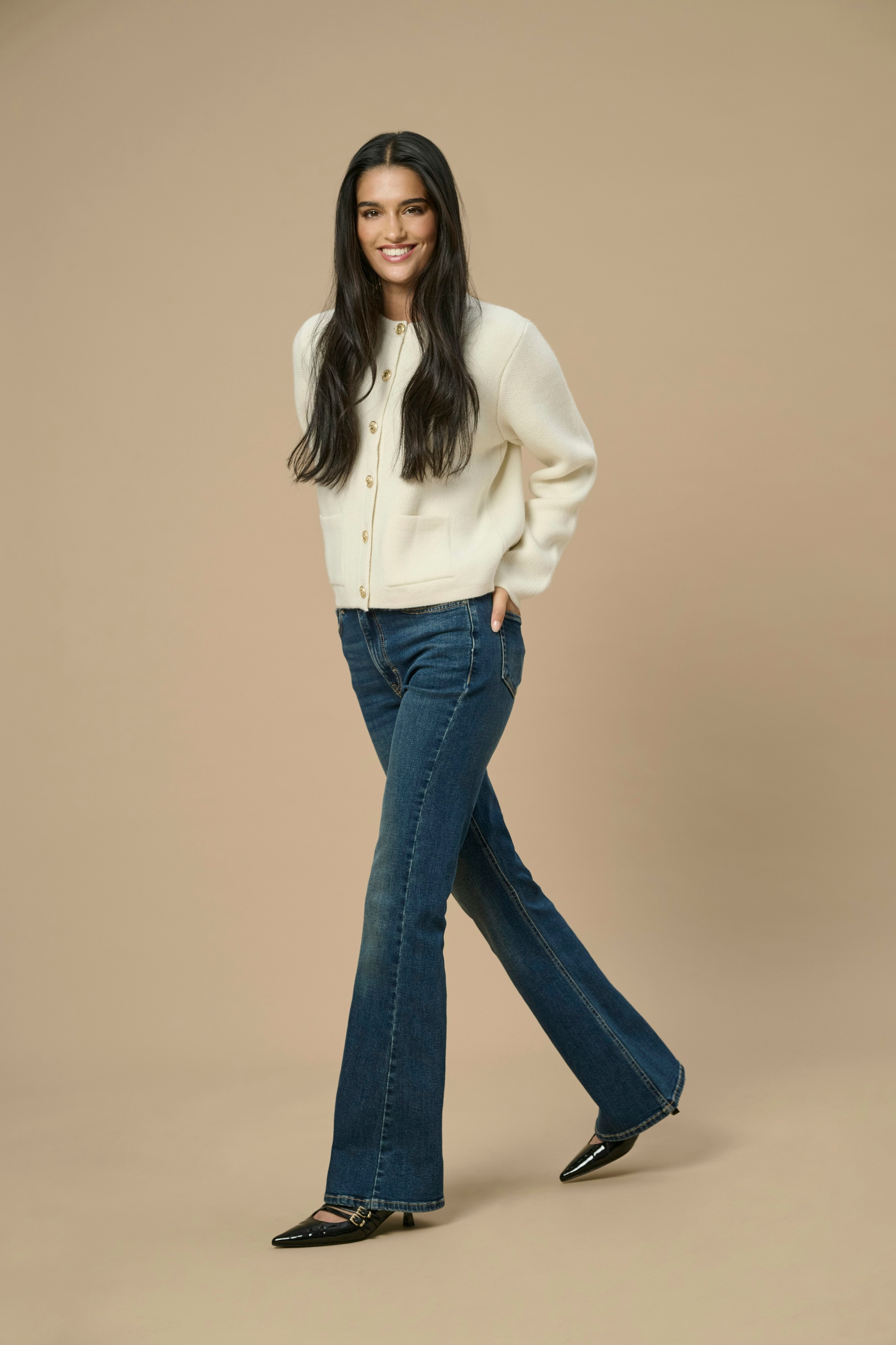 JDY 5-Pocket-Jeans »JDYKATHY HW FLARED JEANS DNM NOOS«, mit ausgestelltem Bein im Flared Look