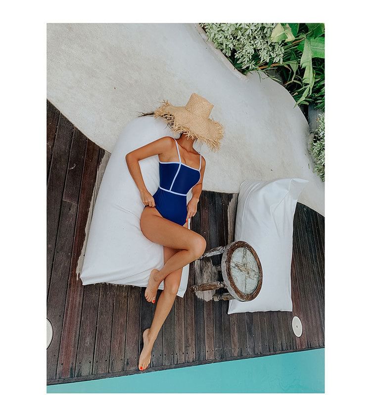 CosmoCorner - Badpak met spaghettibandjes en contrasterende rand