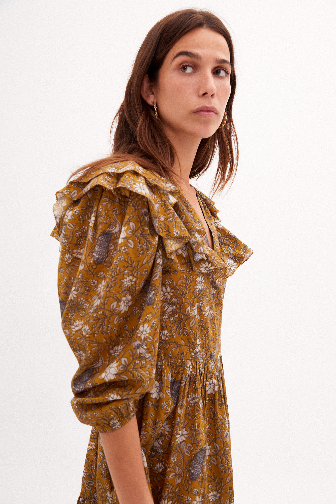 Mai. Vestido curto estampado - Amarelo