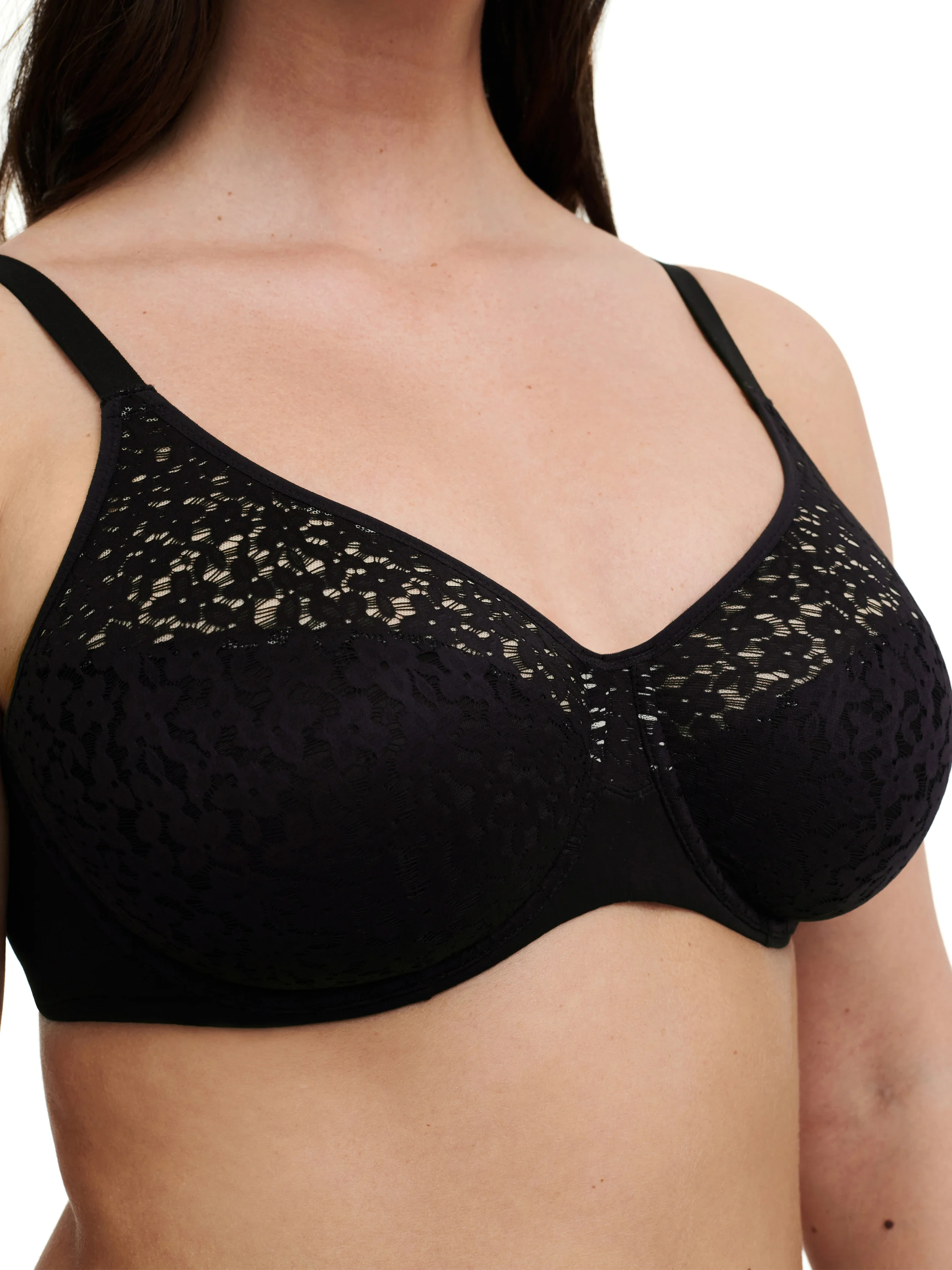 NORAH - Soutien-gorge moulé emboîtant en dentelle | Noir