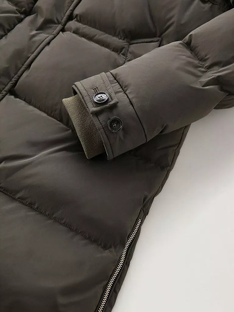 WOOLRICH Daunensteppjacke ALSEA olive
