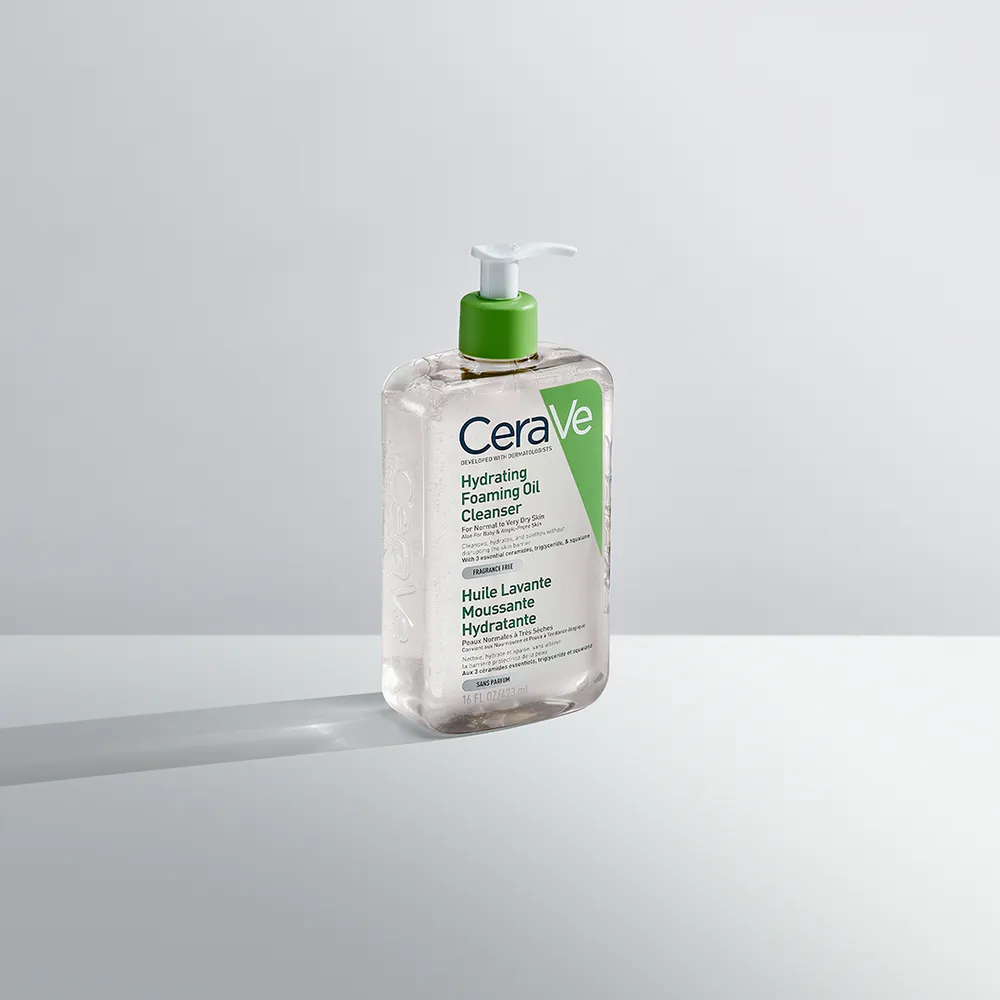 CeraVe Hydrating Foaming Oil Cleanser - 473 ml.