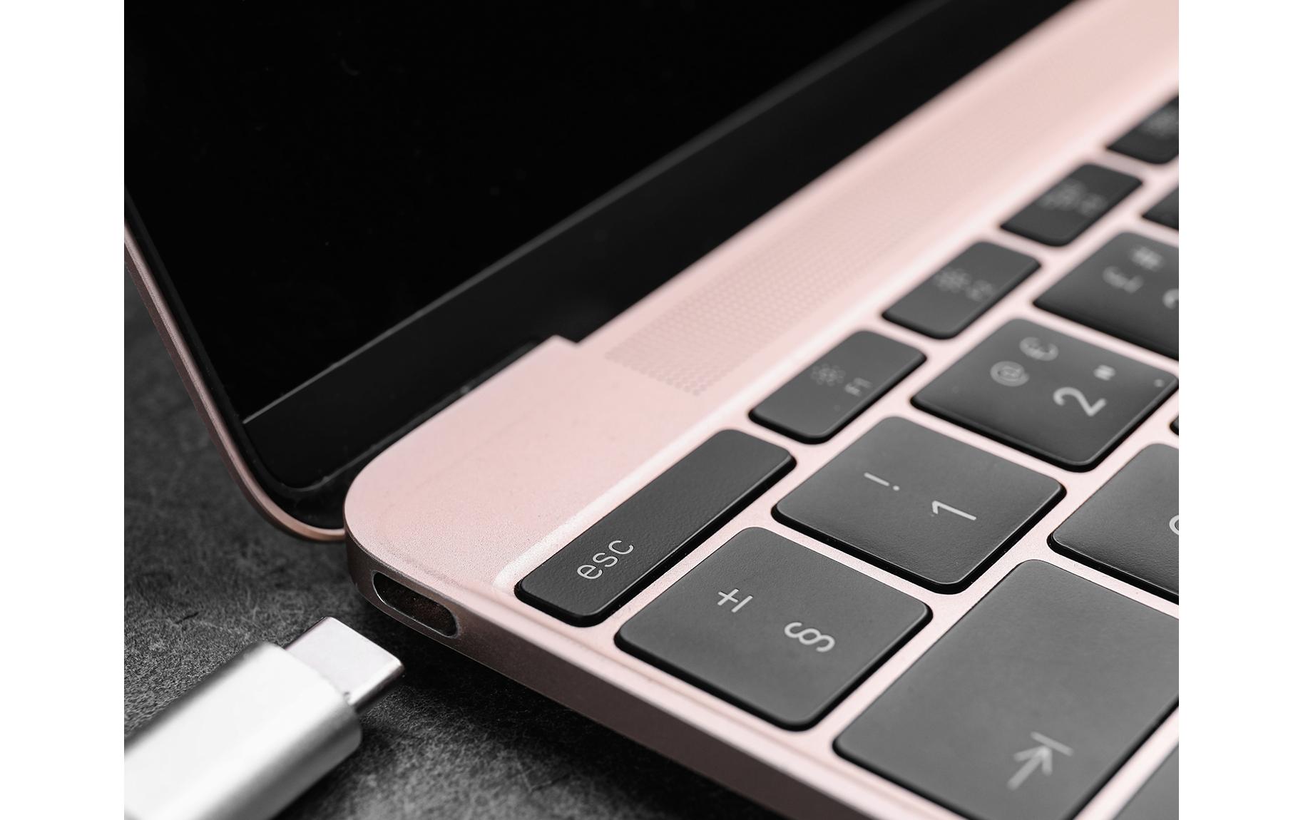 DUB-2327 USB-C Hub USB Typ-A/USB Typ-C6-In-1 USB-C Hub mit HDMI/Kartenleser/USB-C Ladeanschluss