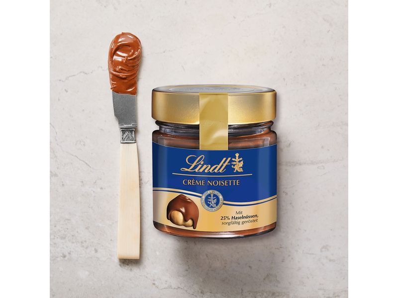 Lindt Brotaufstrich Milch 25% Haselnuss 220 g Schokoladiger Brotaufstrich mit Haselnüssen
