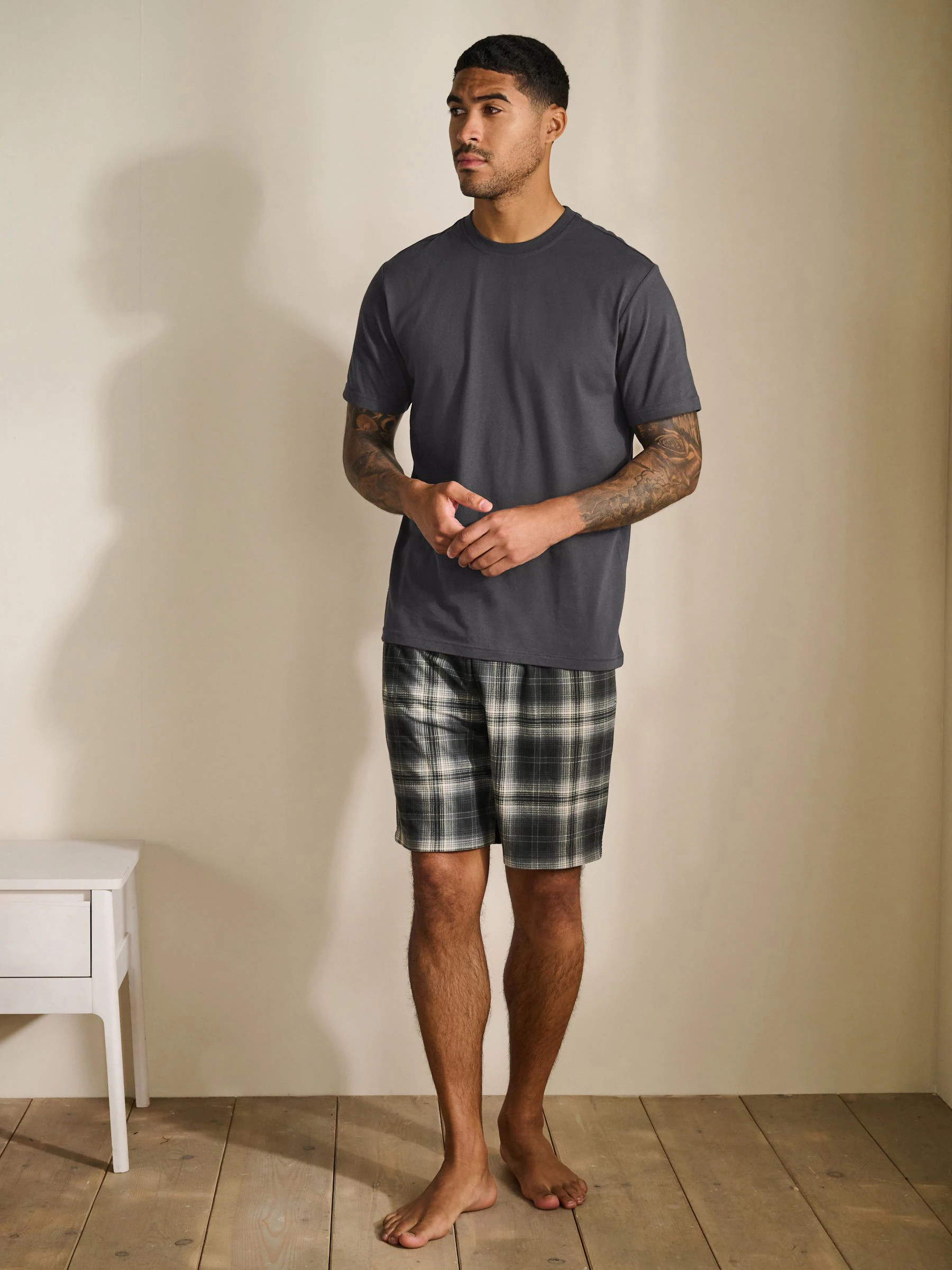 Zwart/wit Eenkleurig Ruit - Motionflex behaaglijke pyjamaset met korte broek