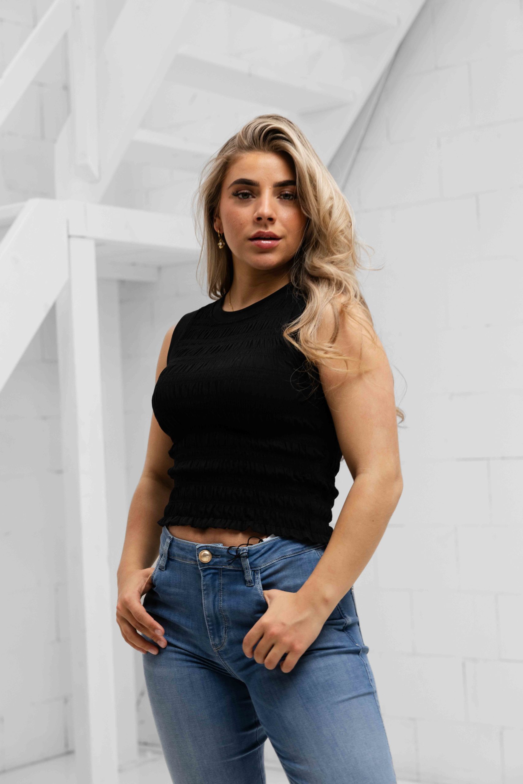 Guess Claire Smock Top Dames Bruin