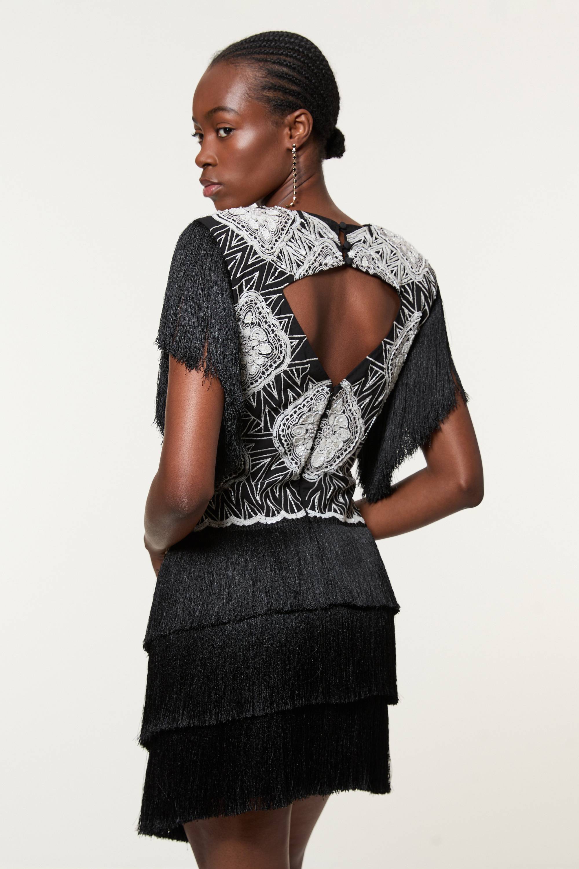 KarenMillen Petite robe mini tissée à franges ornementées et bretelles