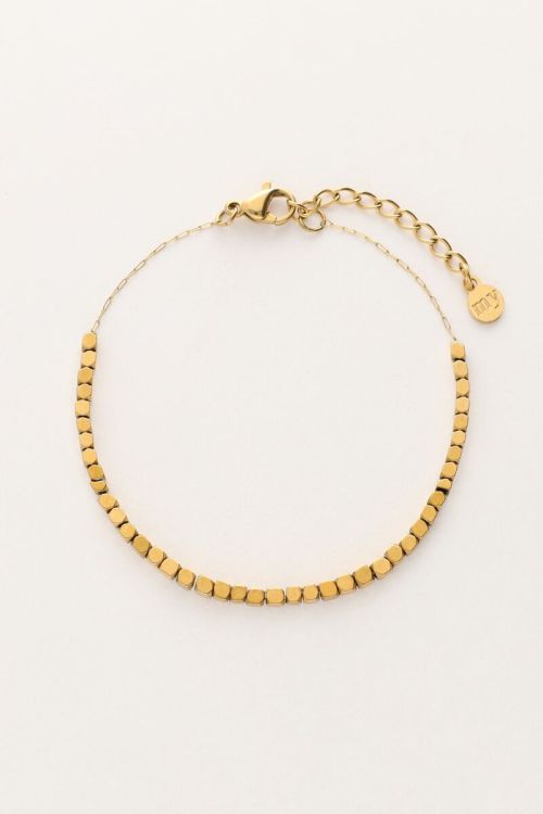 Minimalistische armband met vierkante kralen