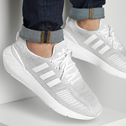 Baskets Swift Run 22 GZ3499 Cloud White Grey Two Core Black