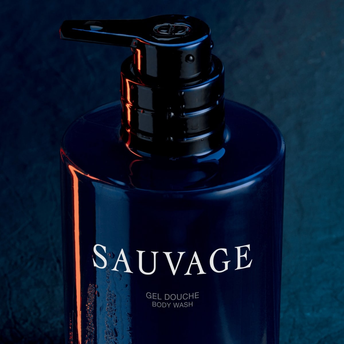 DIOR Sauvage Gel Douche Parfumé Pour le Corps - Nettoie, Rafraîchit et Parfume la Peau