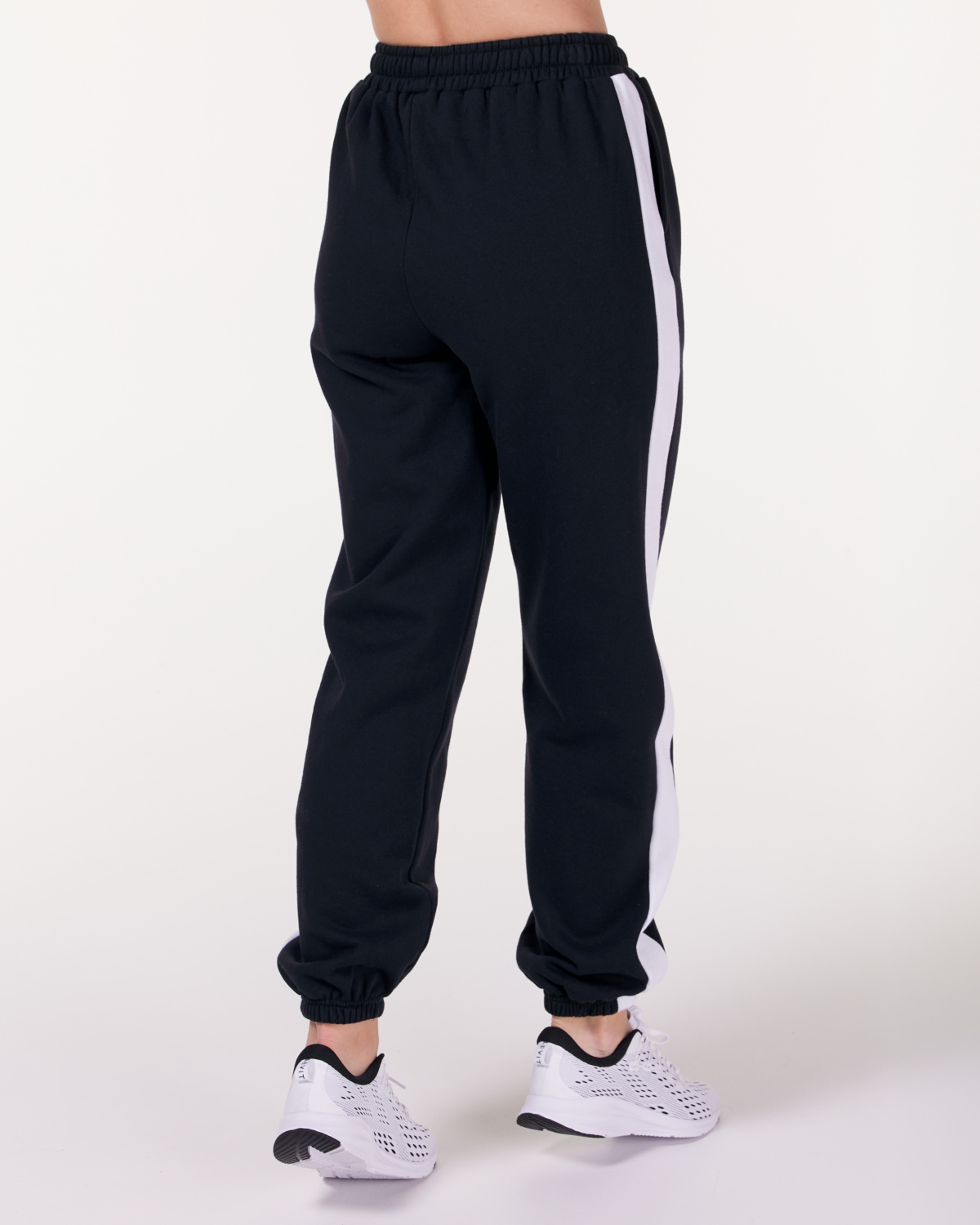 LEVITY Division Sweatpants Black