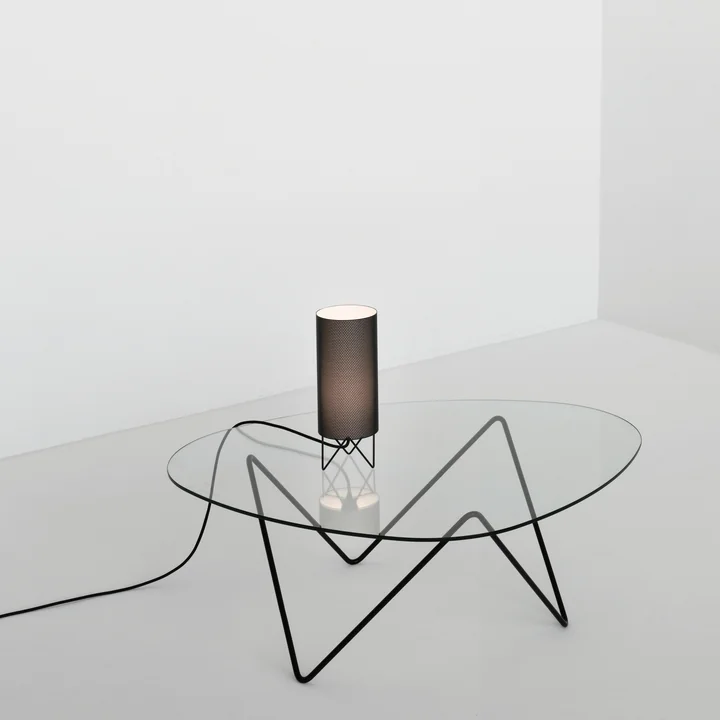Gubi - Pedrera Couchtisch, Stahl schwarz / klar