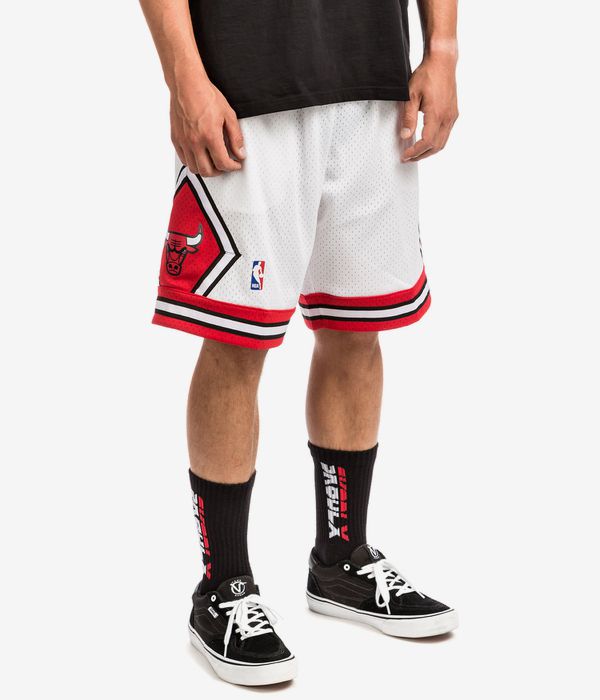 Mitchell&Ness Chicago Bulls Shorts (white white)