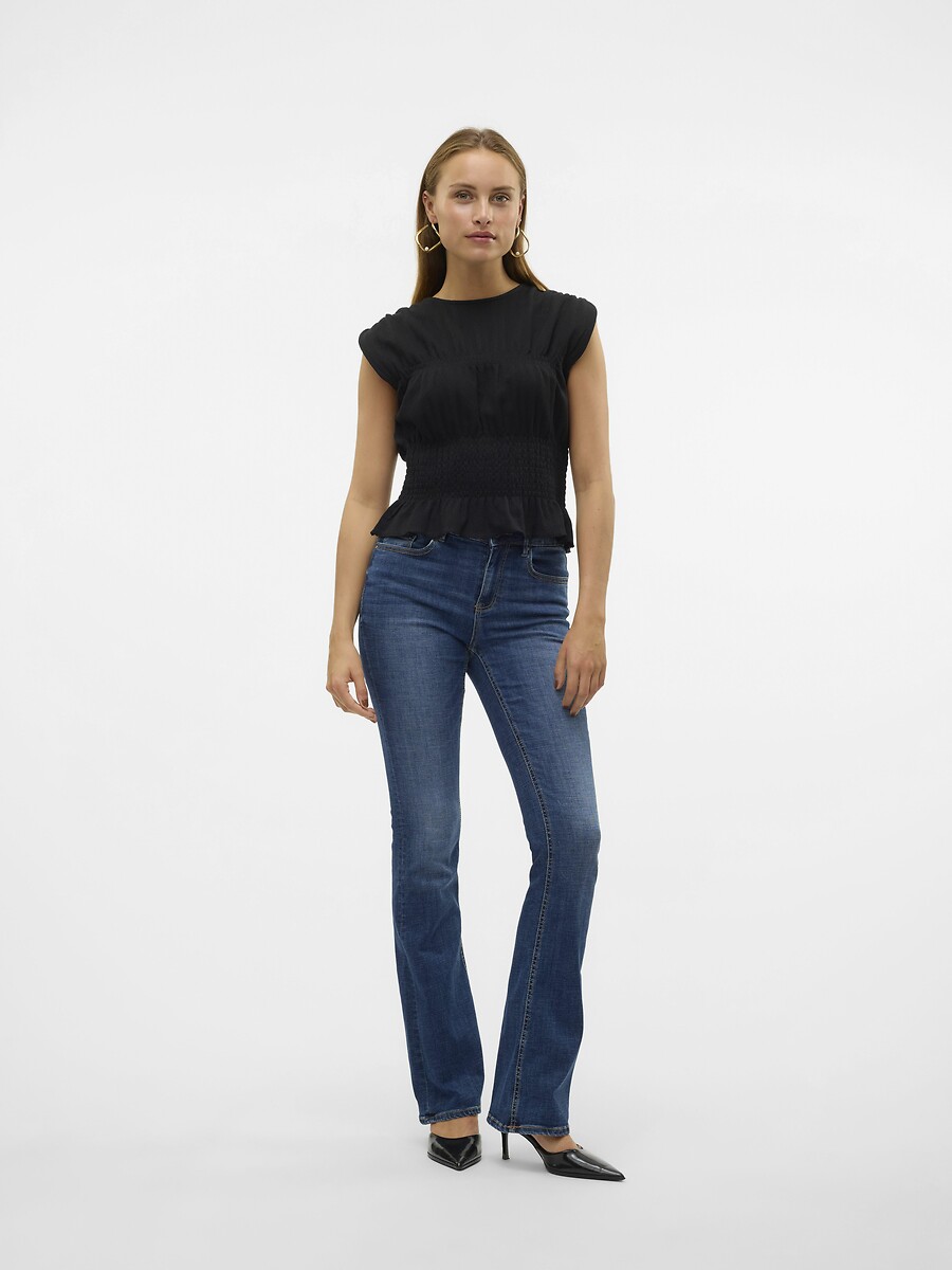 VERO MODA<br>Calça flare, cintura padrão