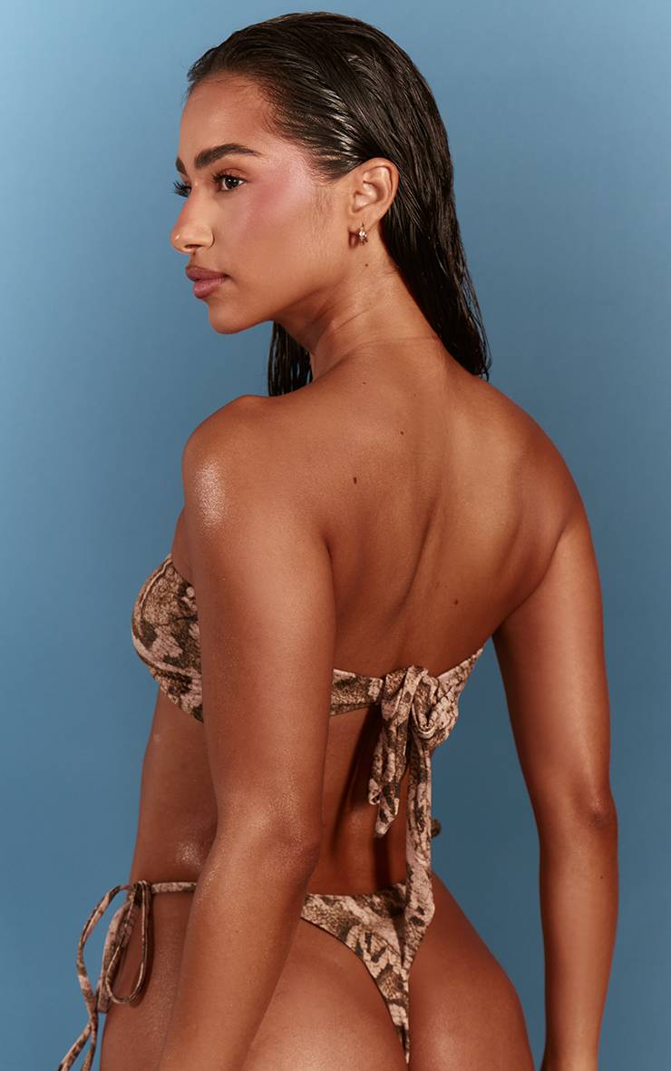 Marron Bas De Bikini Tanga À Imprimé Synthétique Avec Liens Sur Les Côtés