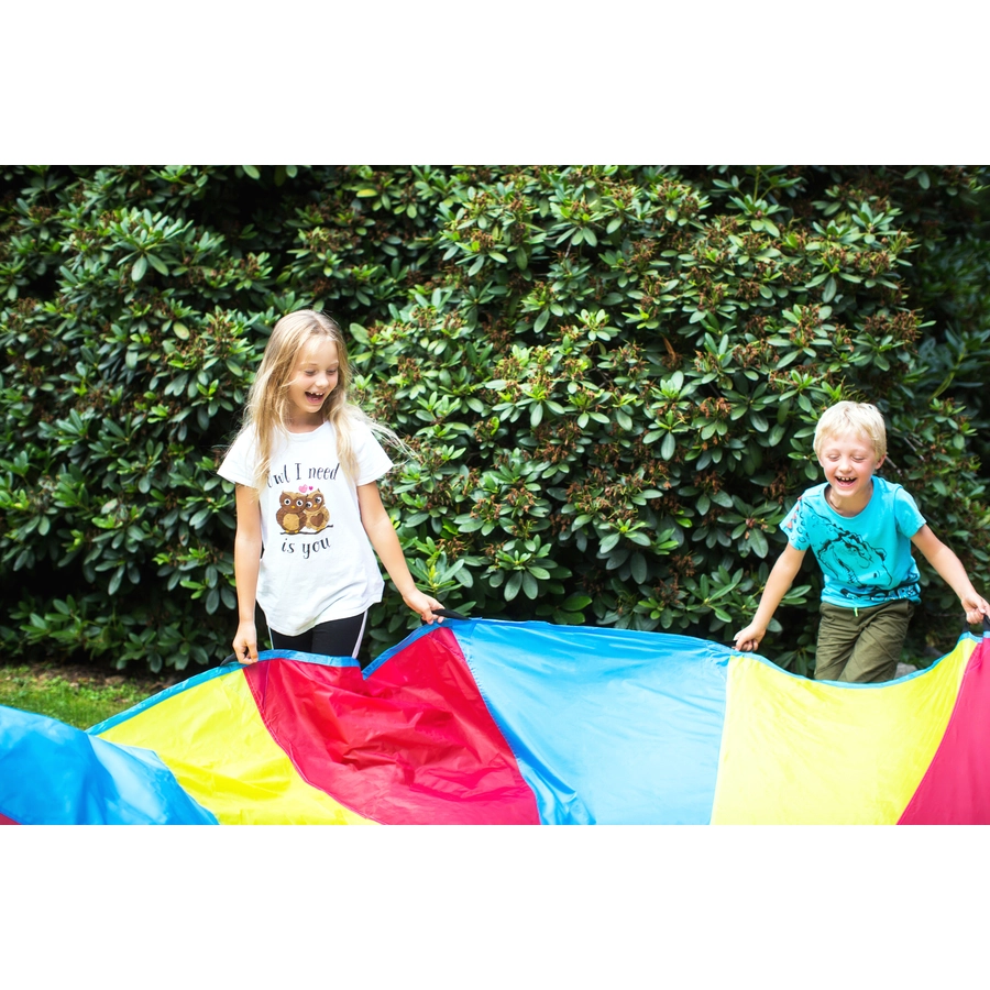 knorr toys® Schwungtuch Up and downinkl. 25 balls; Ø ca. 305 cm; 12 Griffe rot