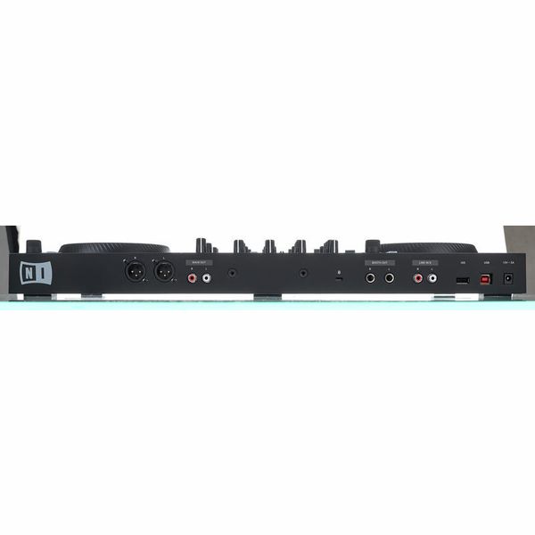 Native Instruments Traktor S3 Headphone Bundle