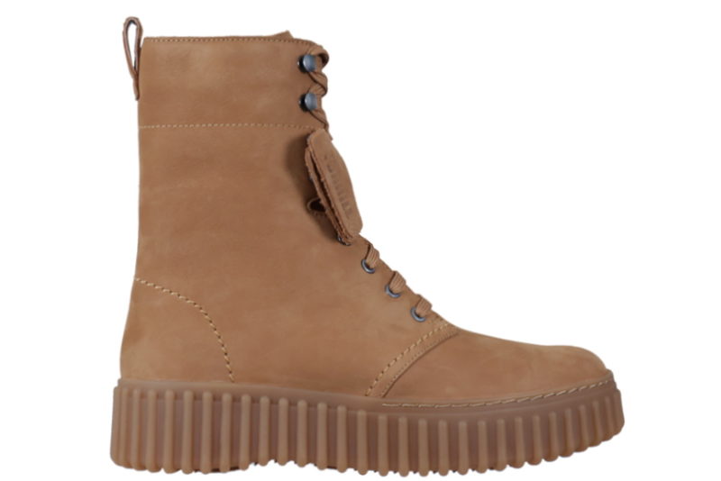 CLARKS TORHIL STTYLE STØVLE I TAN OLIERET SKIND