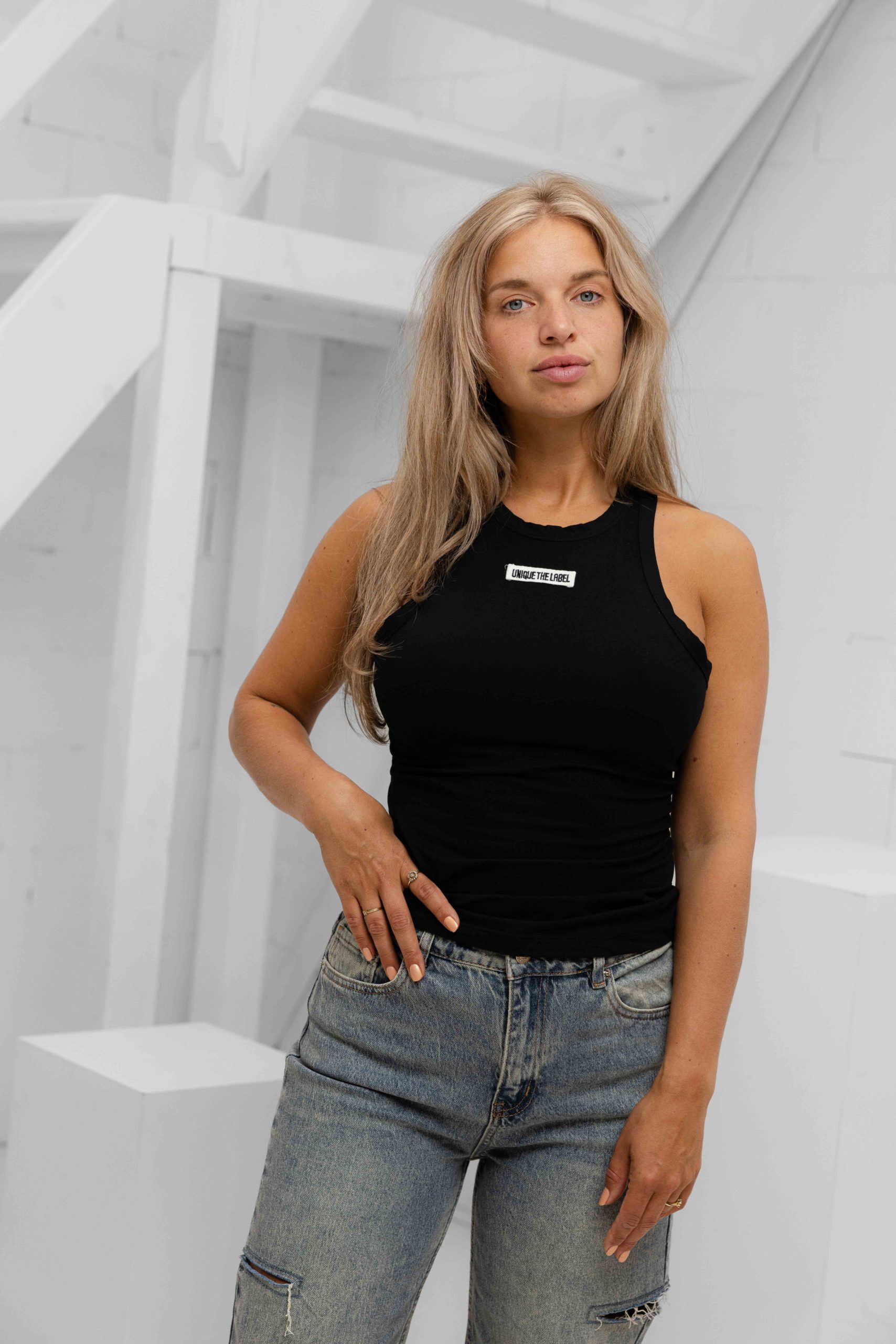 Unique The Label Nena Halter Top Dames Zwart