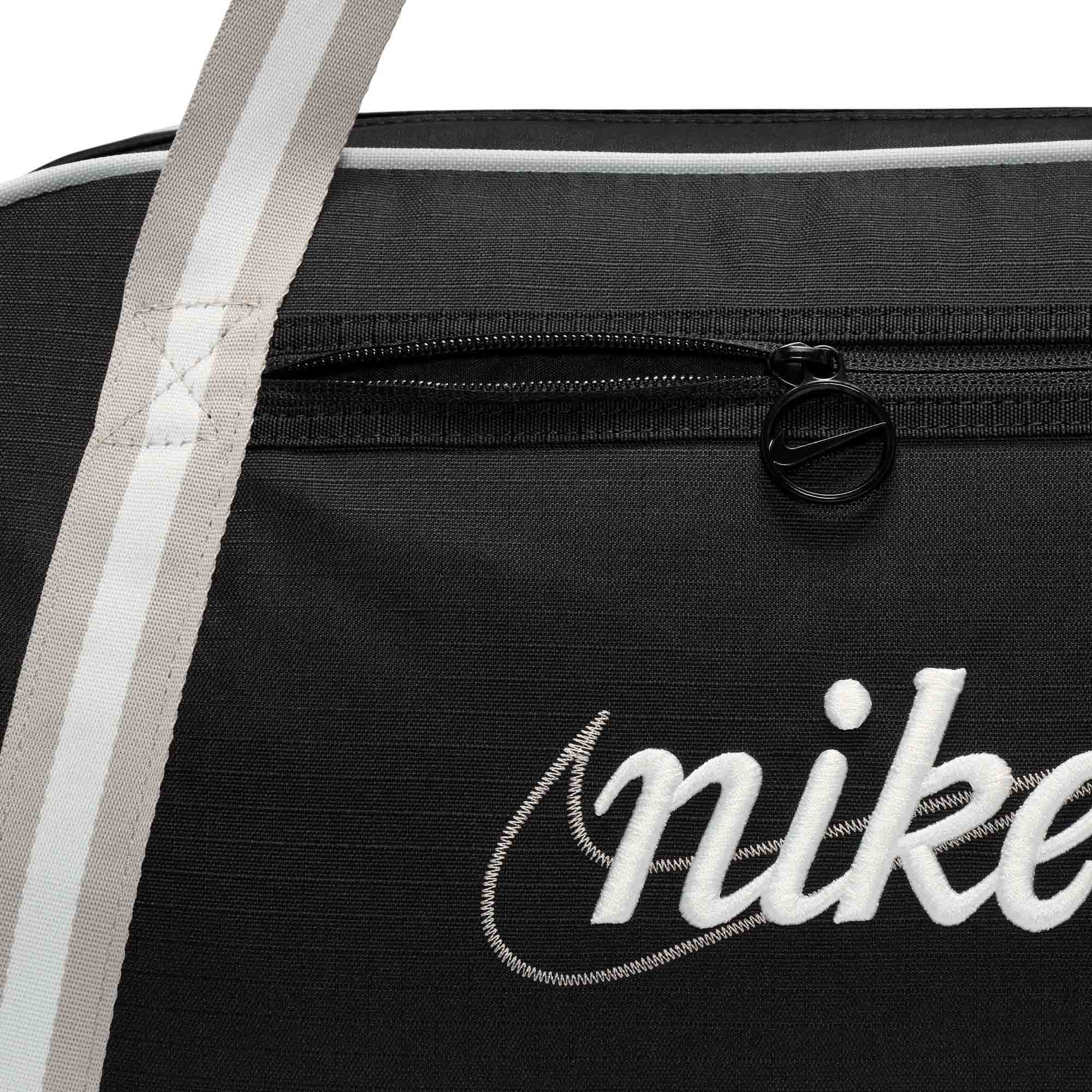 Gym Club Training Bag - 24L 014/Black/College Grey/Summit White