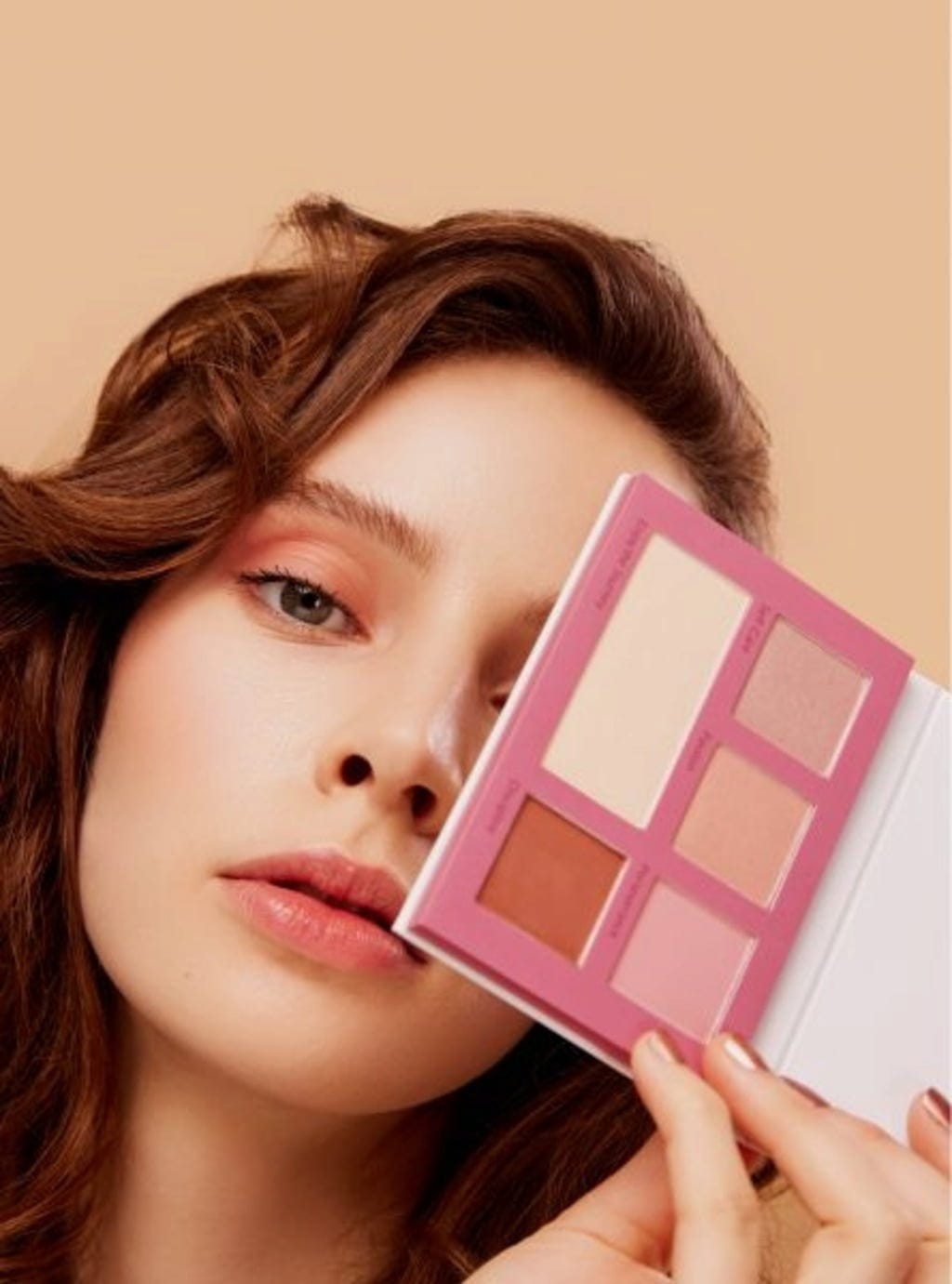 KIA-CHARLOTTA  Vegan Eyeshadow 