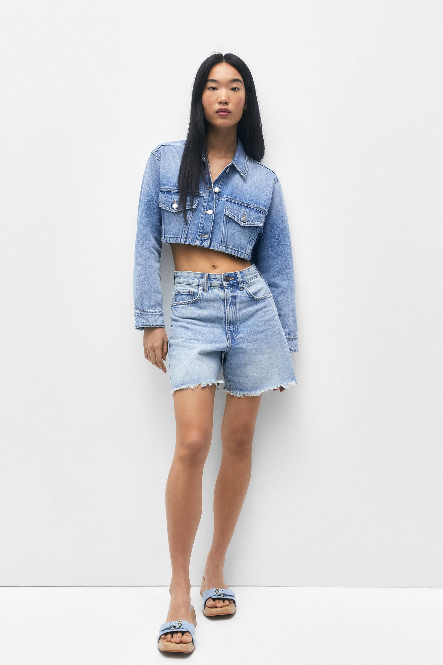 JAQUETA CURTA ESTILO COWBOY - AZUL CLARO