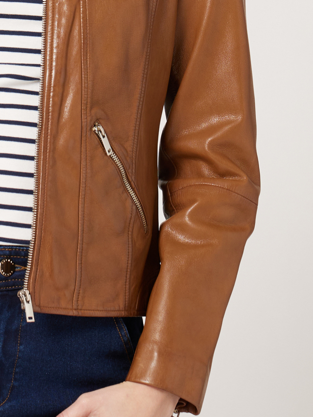 Veste en cuir style motard