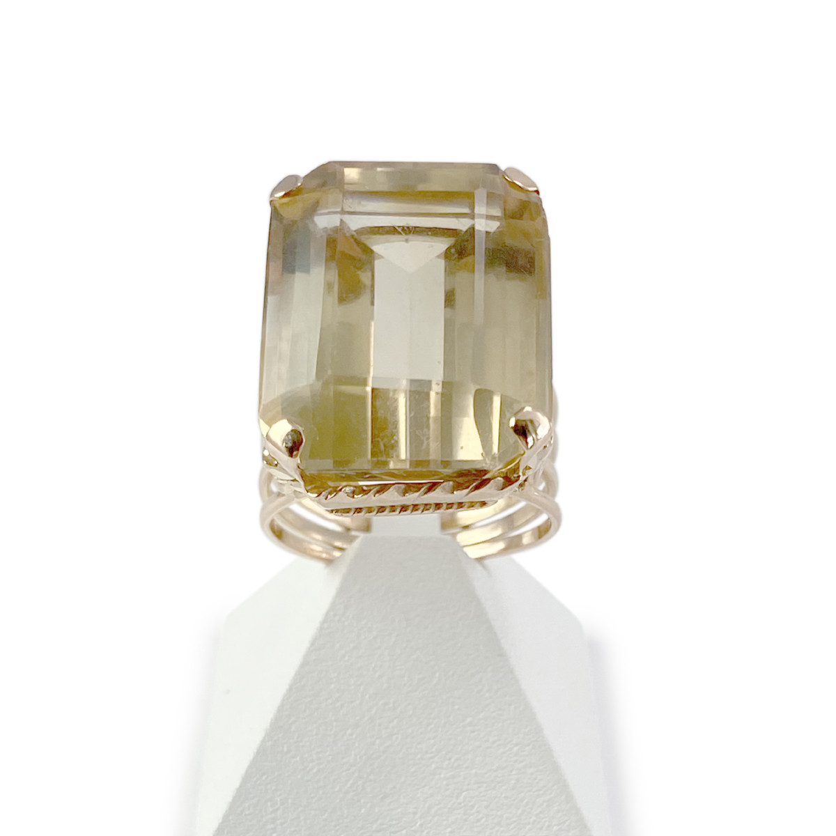 Bague d'occasion or 750 jaune quartz fumé