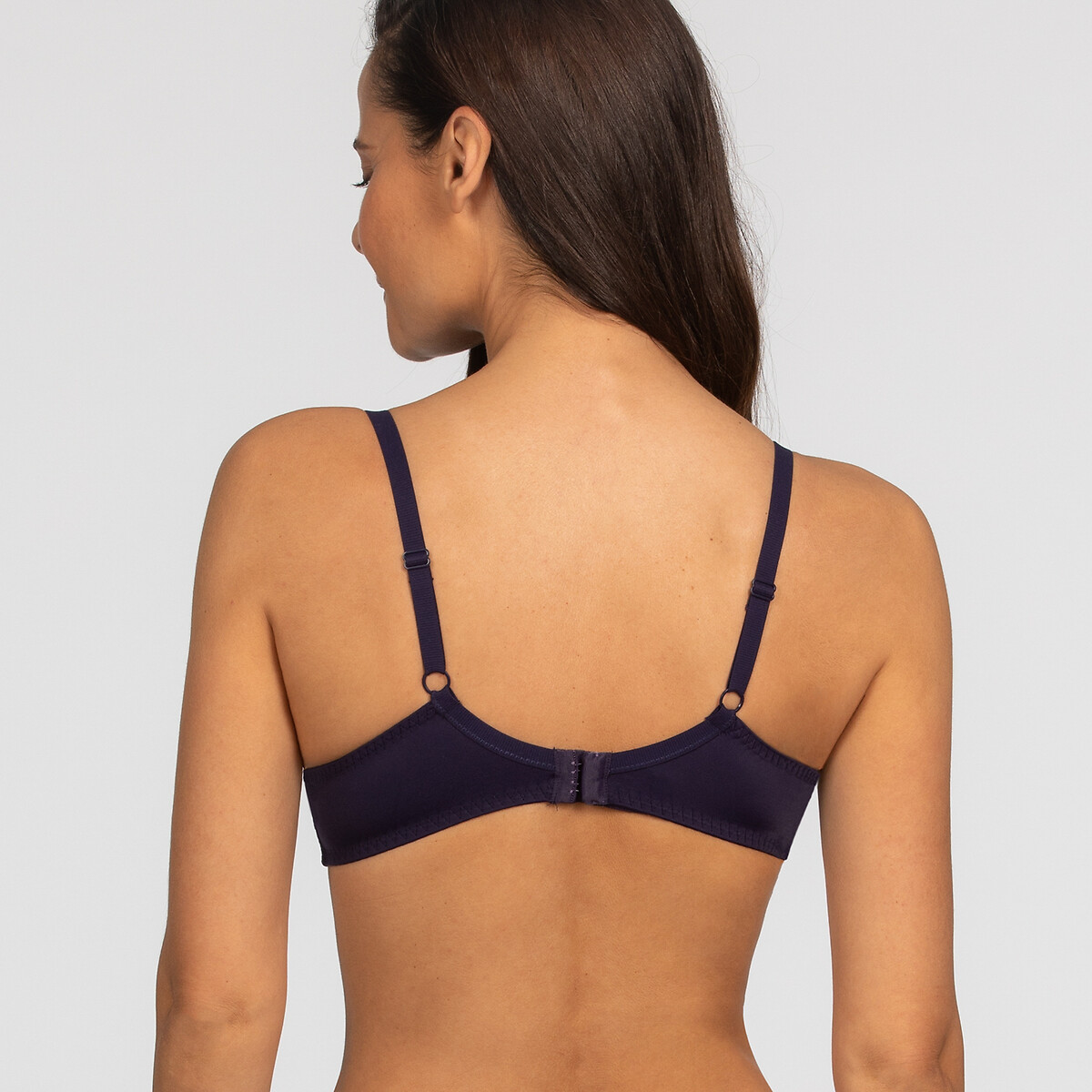 PLAYTEX<br>Sutiã com cobertura total Elegance Broderie