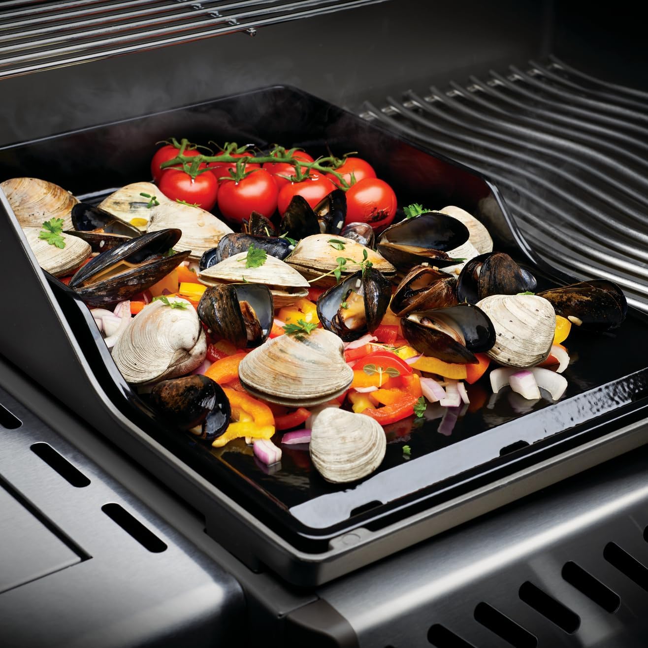 Napoleon Gusseisen Plancha, porzellanbeschichtet, 45,5 x 30 cm - für Rogue, Freestyle, Prestige Grills, langlebig und vielseitig