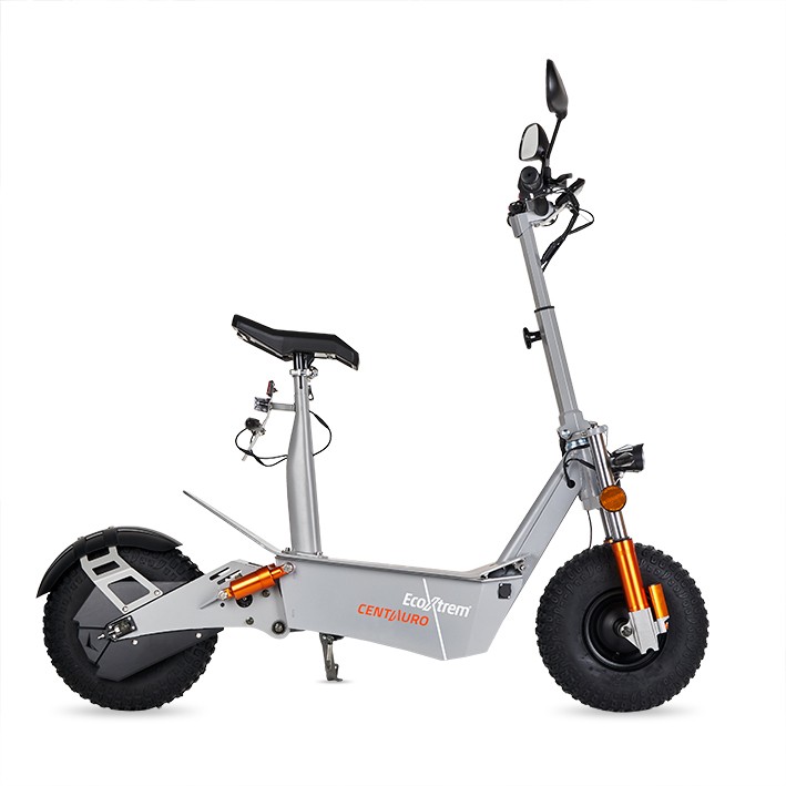 Patinete elétrico Centauro legalizado, cinza, com assento e tela LCD XXL.