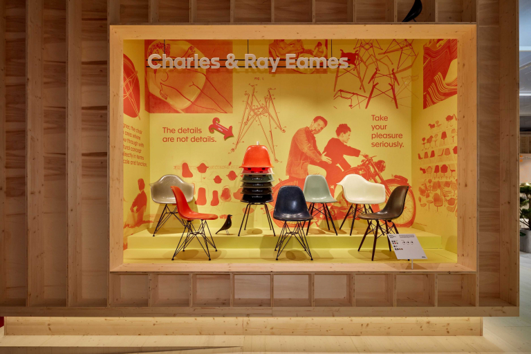 Vitra Eames DSW Fiberglass stoel essen honing, parchment