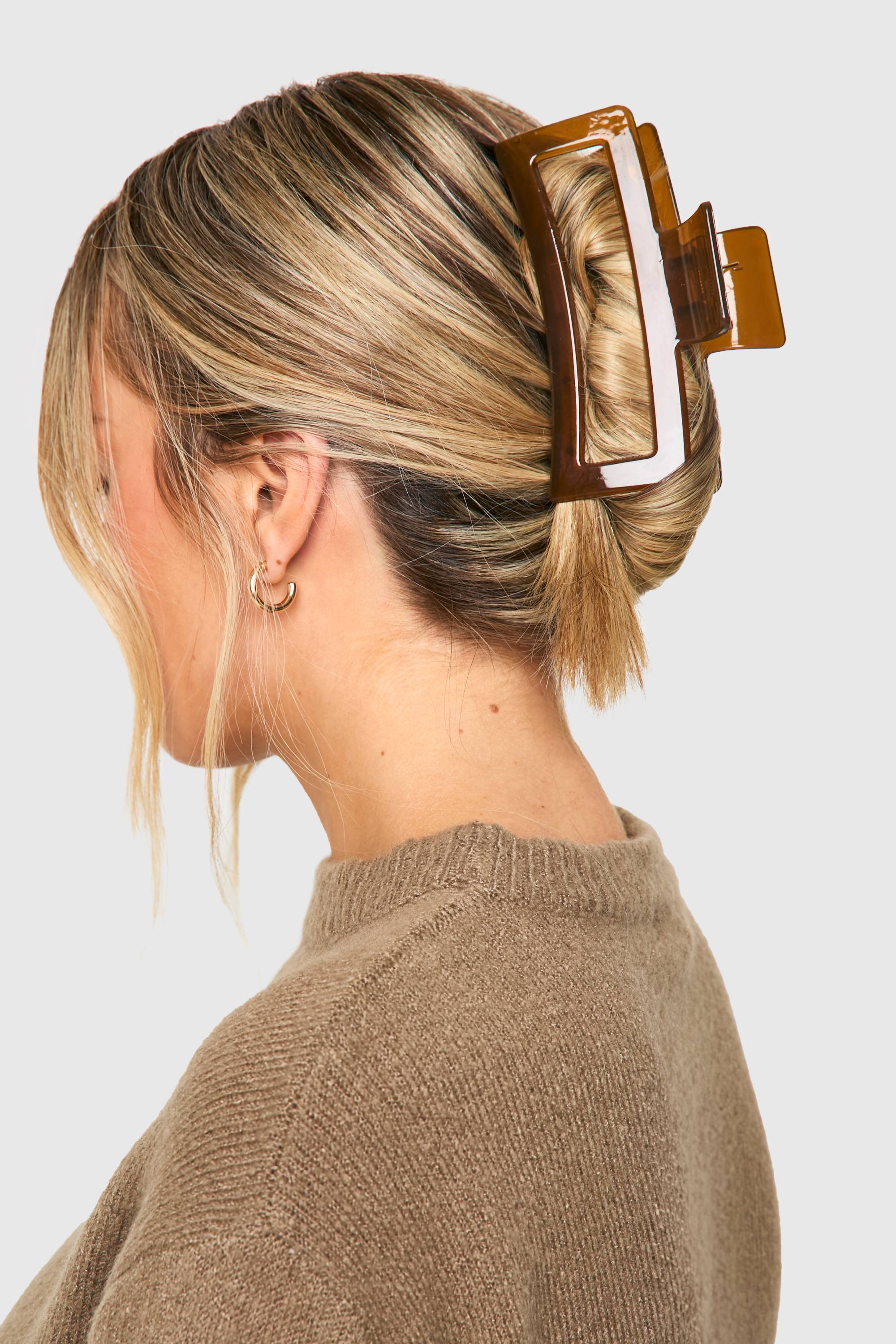 boohoo Large Square Hair Claw Clip