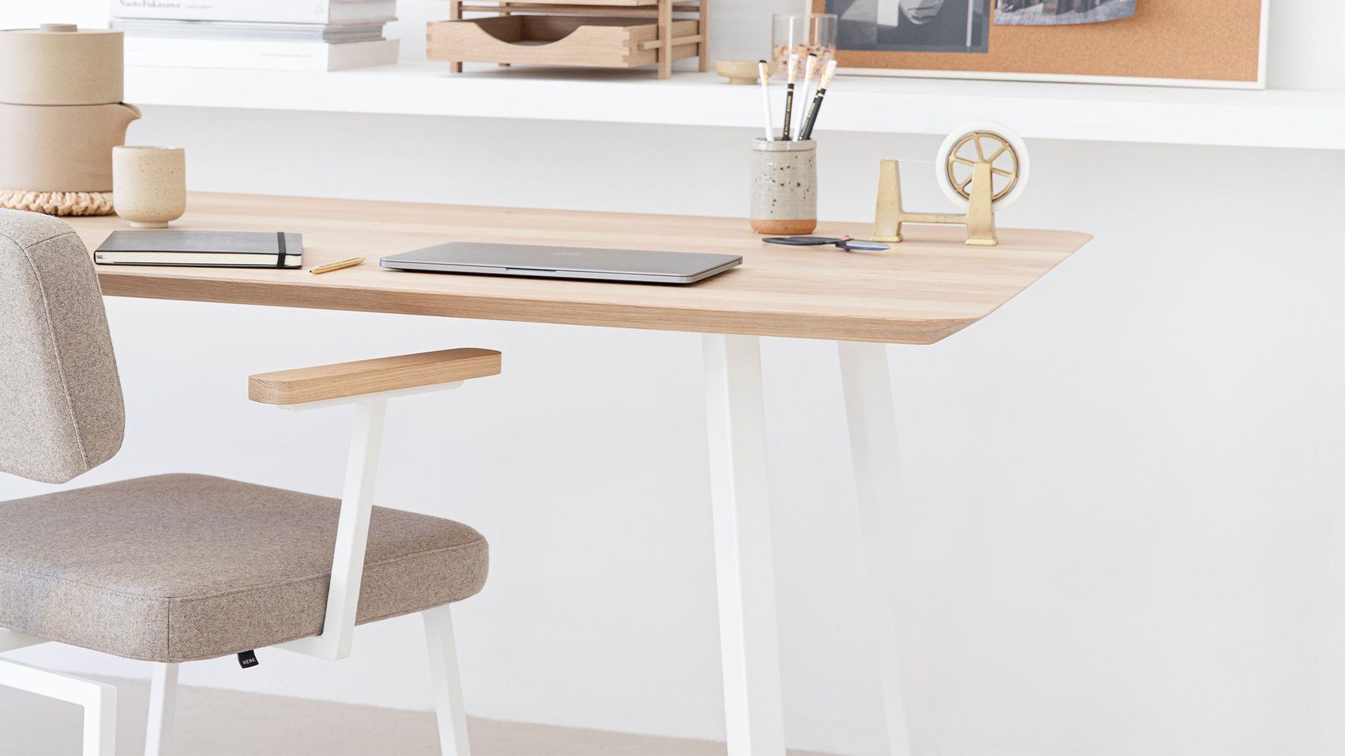 Studio HENK   New Classic White Eettafel