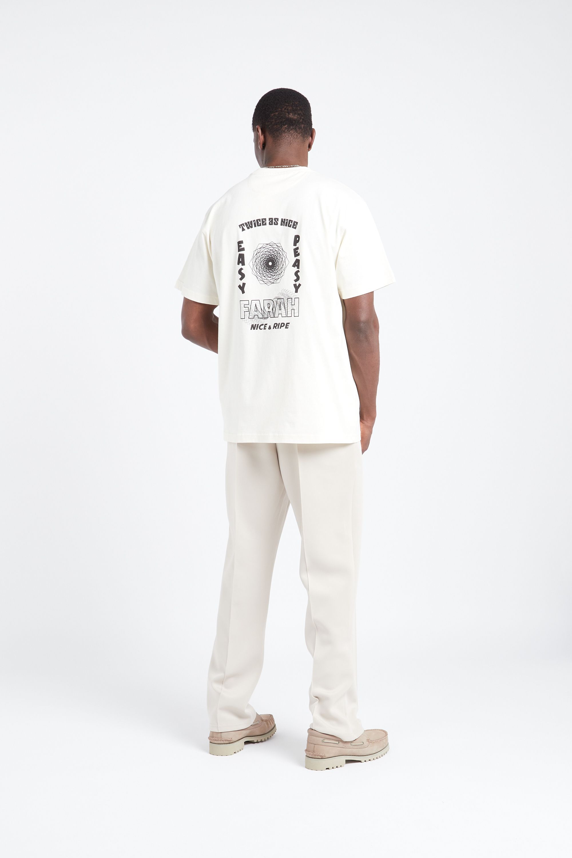 FARAH T-shirt  MOORE GRAPHIC Beige