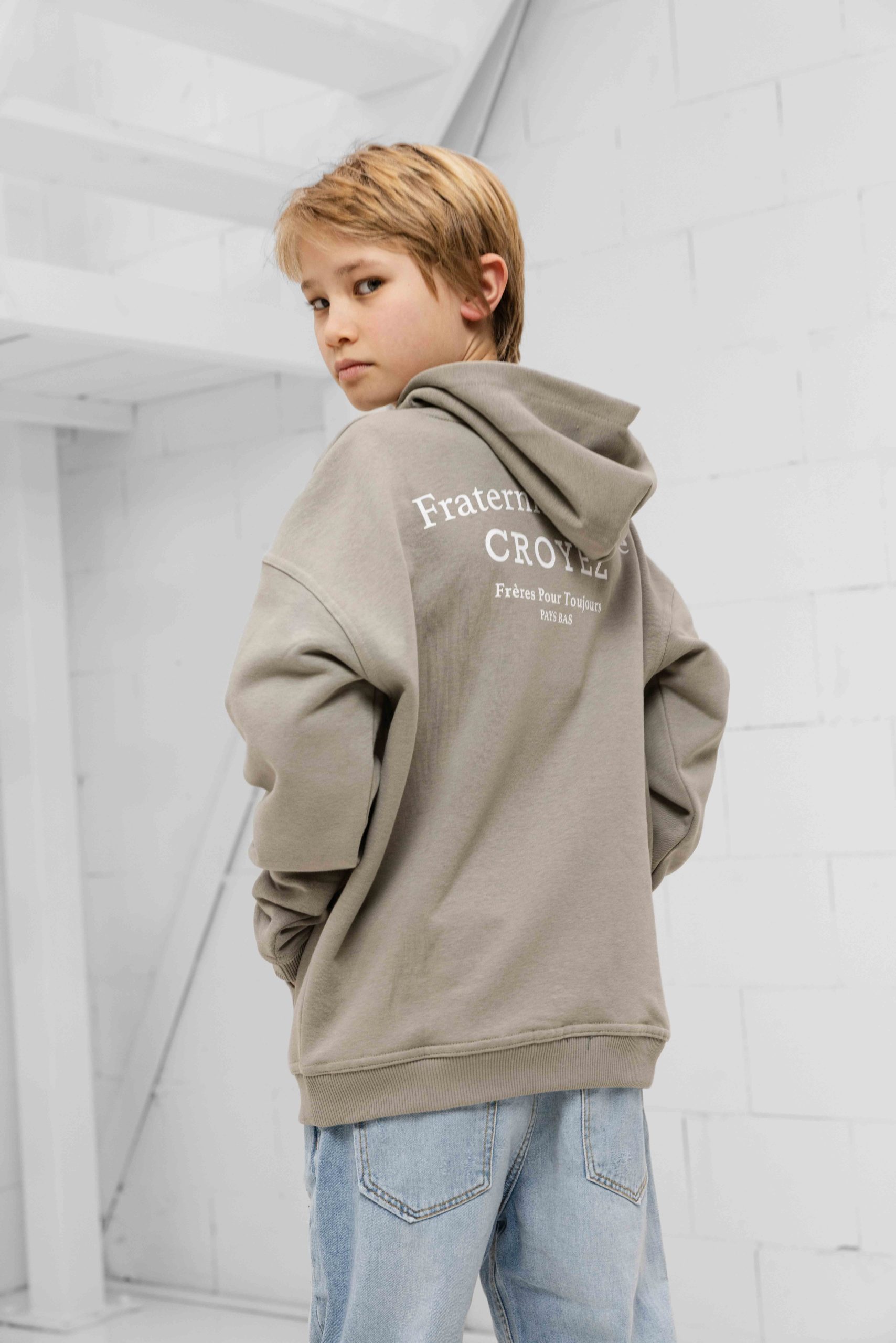 Croyez Fraternité Hoodie Kids Grijs