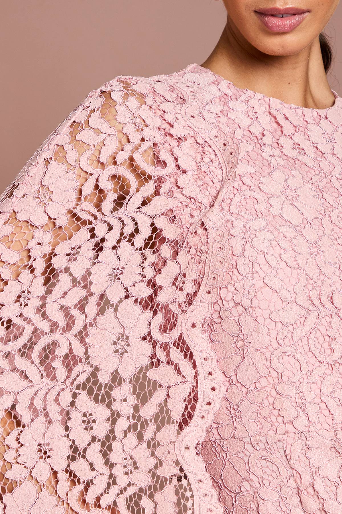 Coast Robe Cape en Dentelle