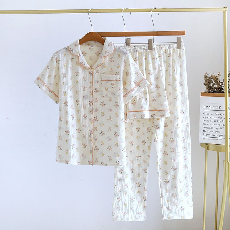 molpes - Pyjamaset: shirt met korte mouwen en bladprint + korte broek + broek