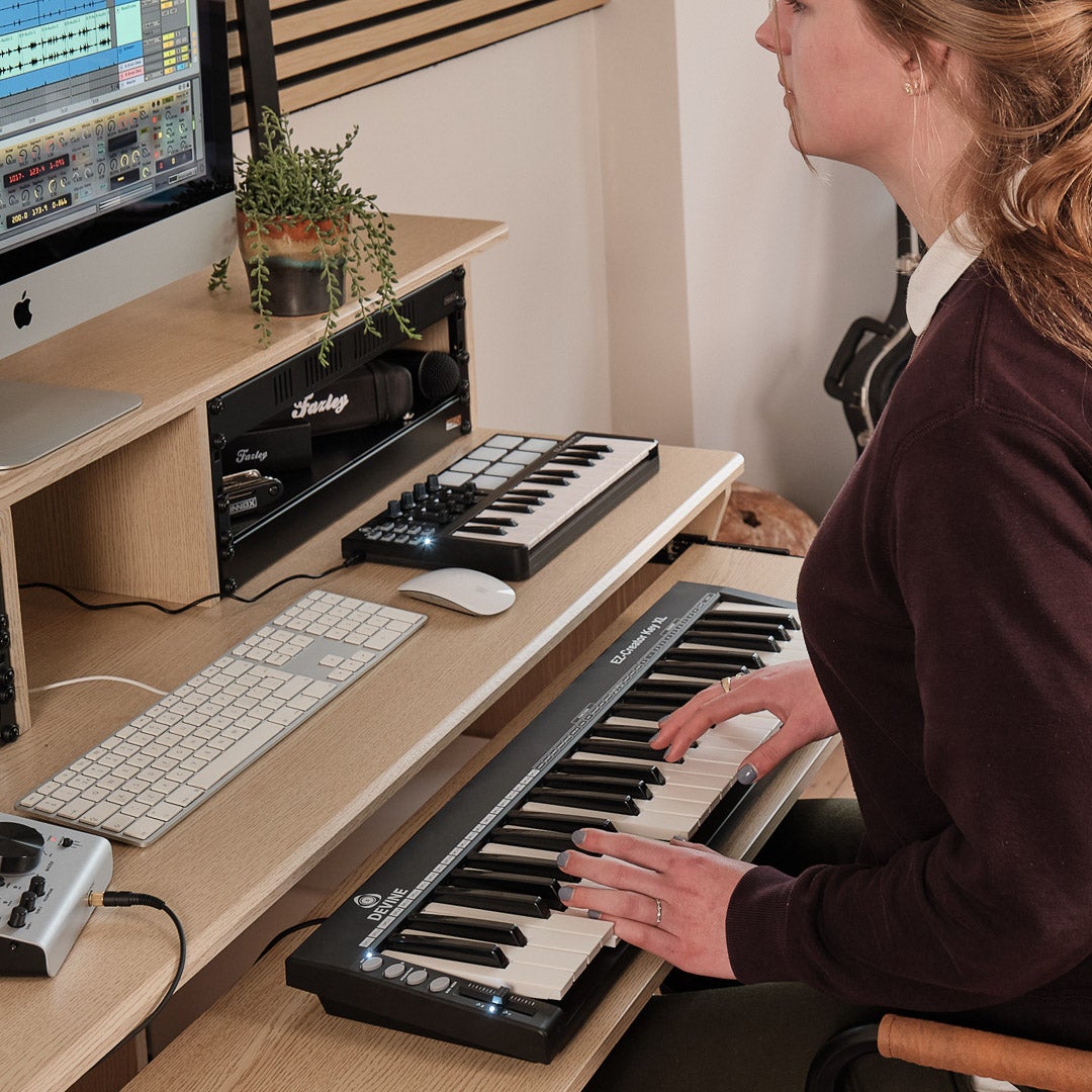 Devine EZ-Creator Key XL USB/MIDI keyboard