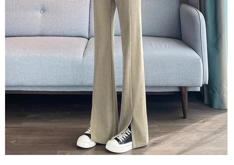 Cloud Nine - Hoge taille effen corduroy broek met splitzoom en uitlopende pijpen