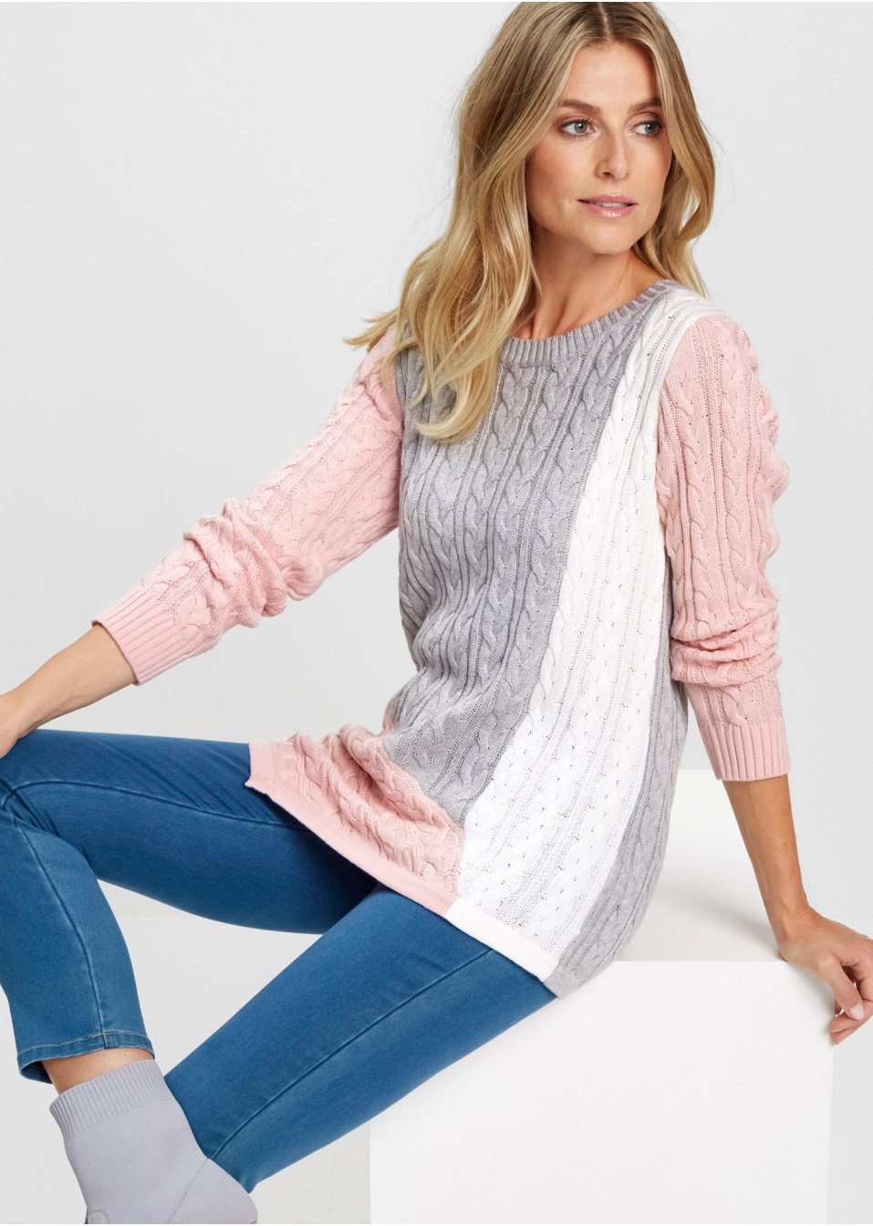 Pull à motif torsadé