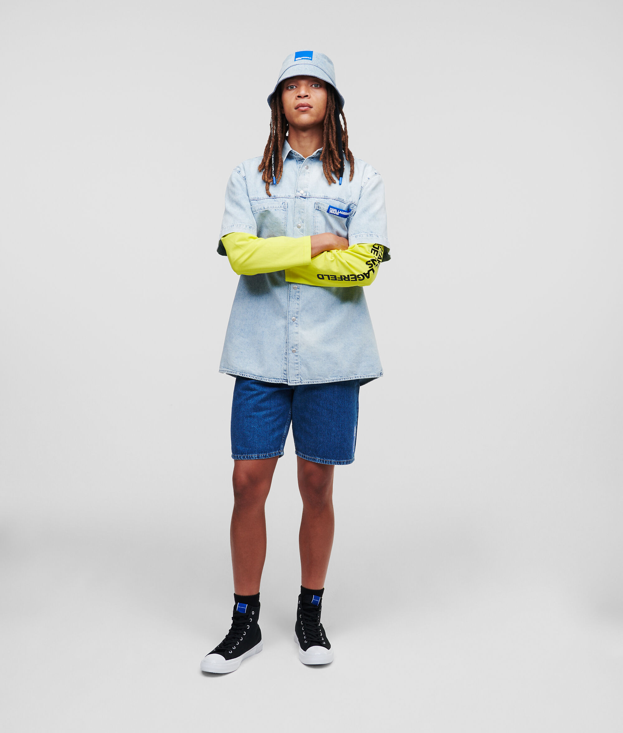CHEMISE EN DENIM À MANCHES COURTES KLJ