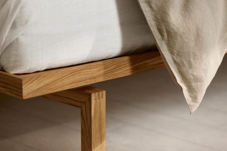 Bolia Elton bed 90x200 geolied eiken