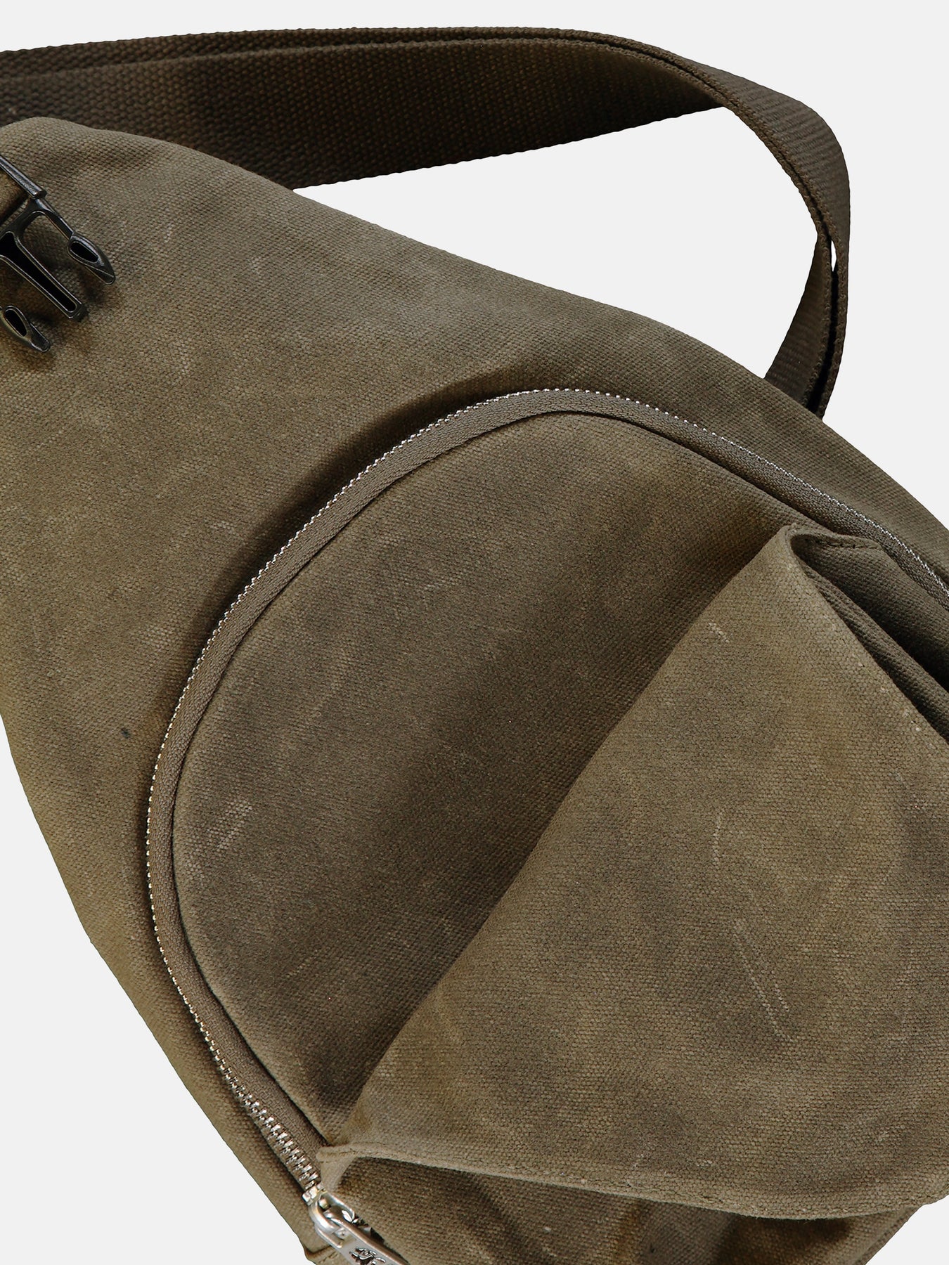 COLUMBUS Body Bag