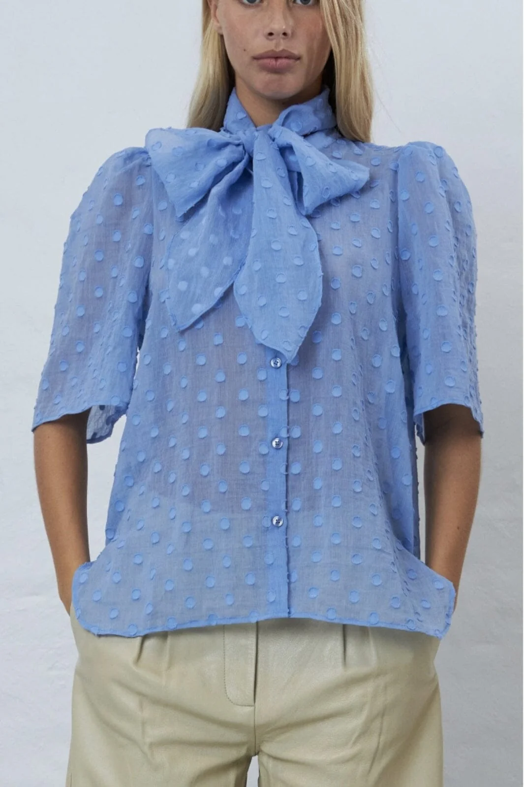 Stella Nova Shortsleeved Bow Shirt 316 summer blue